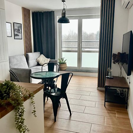 Apartament Przytuly 4, Self Check In, Parking, Blisko Lotniska 제수프 외부 사진